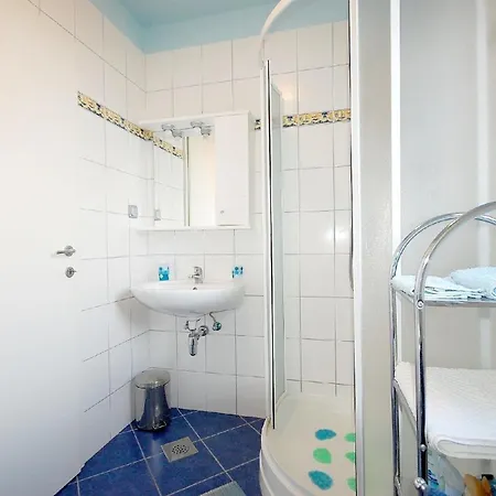 Apartment Fuer 4 Personen Ca 43 Qm In Radici, Kvarner Bucht Krk